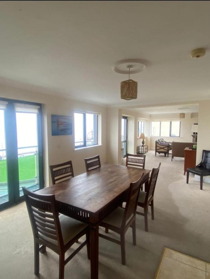 Seaside Views Apartment กัลเวย์ ห้อง รูปภาพ